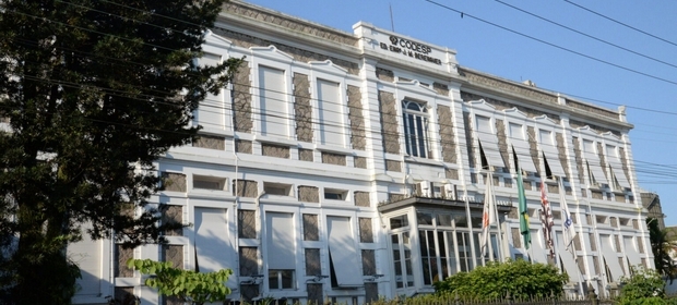 Golpes no WhatsApp divulgam vagas de trabalho inexistentes no Porto de Santos