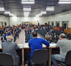Portuários aceitam nova proposta salarial oferecida pela SPA e suspendem greve