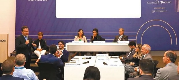 Summit do Direito Marítimo, do Grupo Tribuna, termina em norma da Antaq