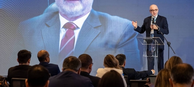 ‘Setor portuário é uma loja de cristal‘, diz ministro do TCU antes de definição do Tecon 10