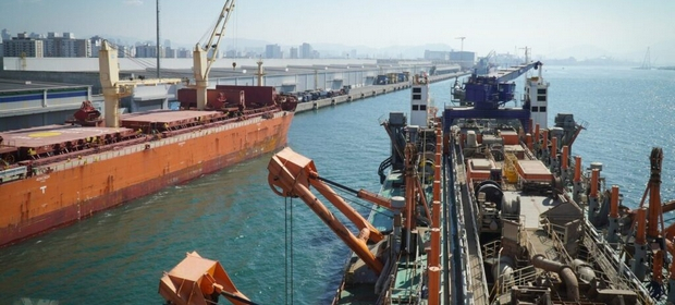 Entidades pedem clareza sobre ordenamento de navios no acesso a Santos
